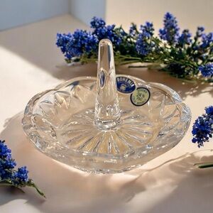 Vintage Bohemian 24% Lead Crystal Ring Holder
